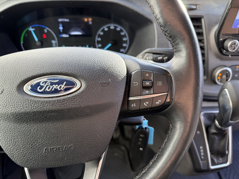 Vehicle Image 23