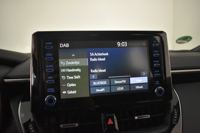 Vehicle Image 21