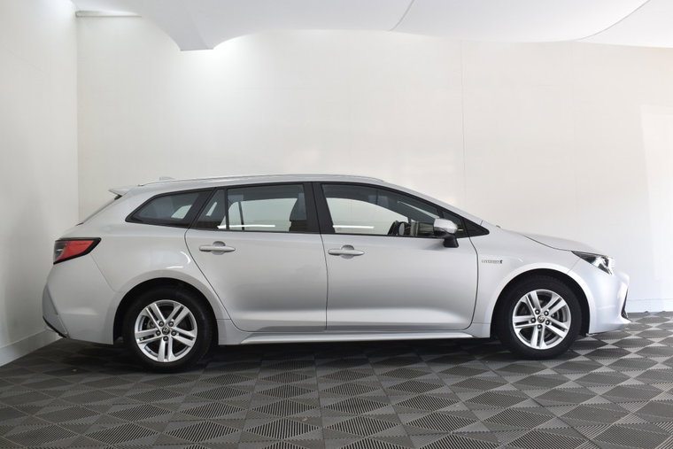 Vehicle Image 4