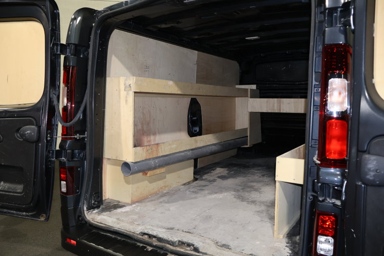 Vehicle Image 15