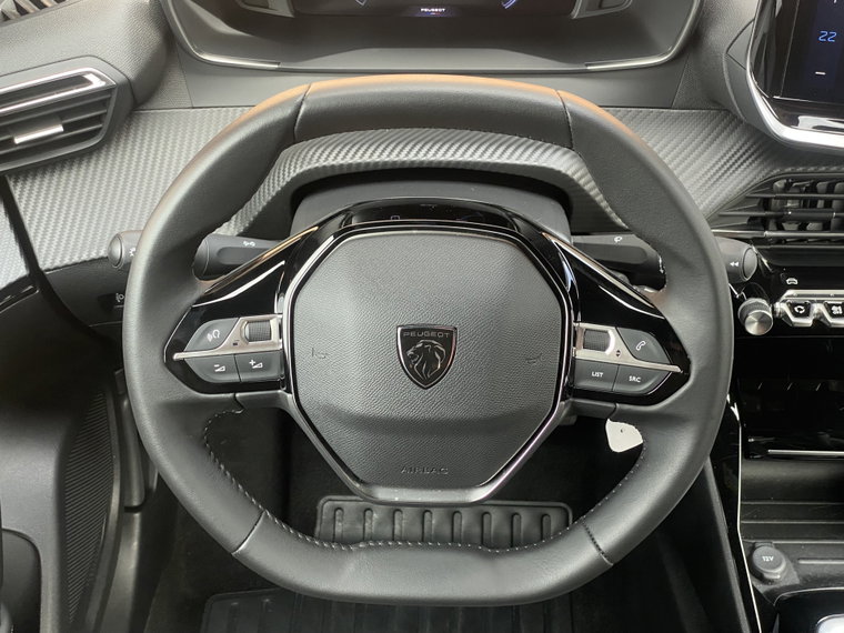 Vehicle Image 23