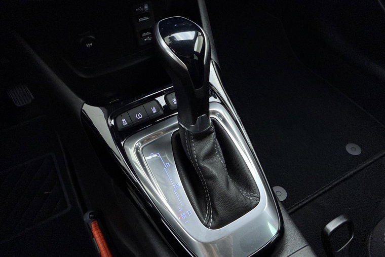 Vehicle Image 21