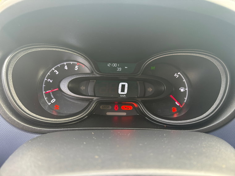 Vehicle Image 24