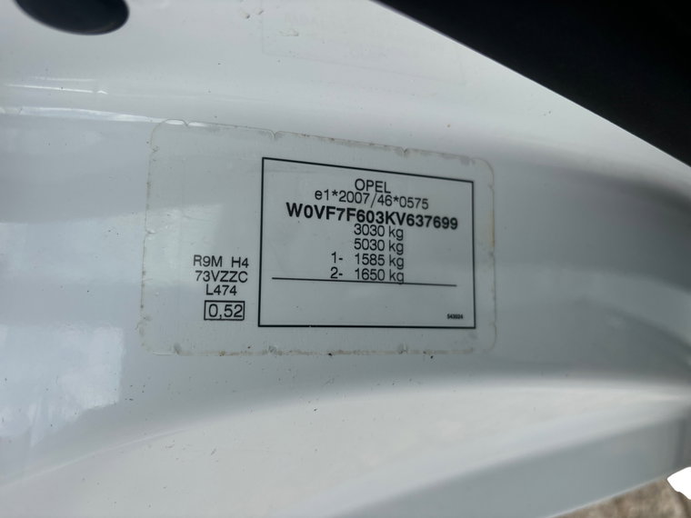 Vehicle Image 25