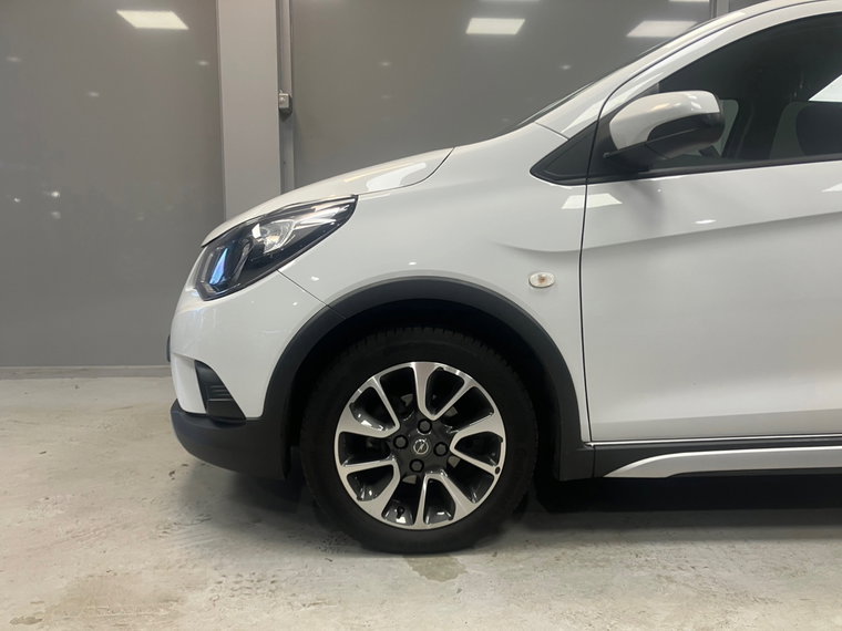Vehicle Image 19