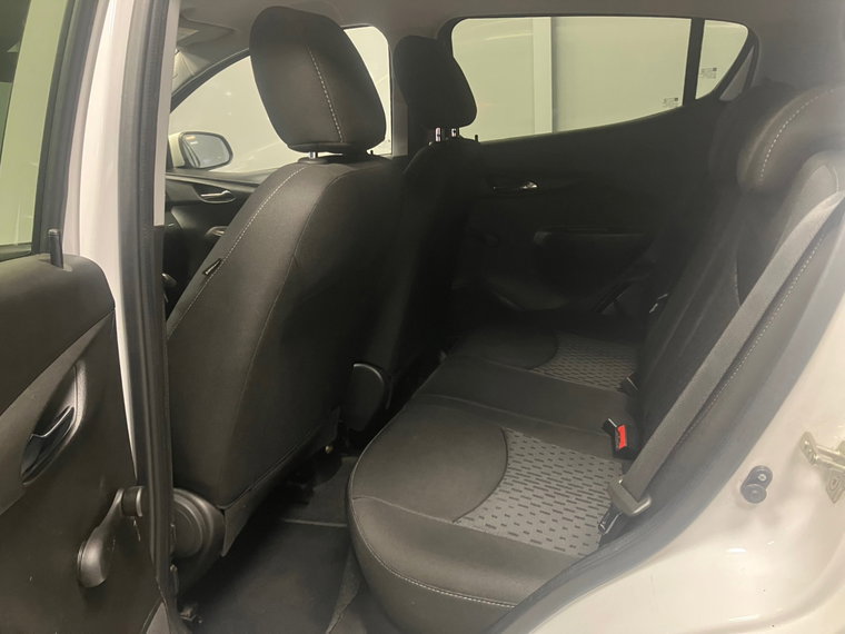 Vehicle Image 30