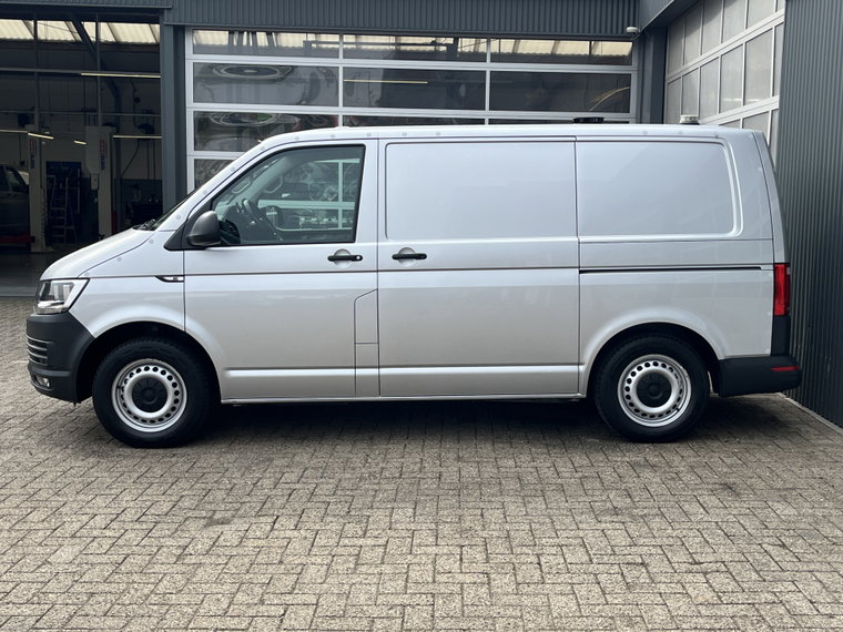 Vehicle Image 27