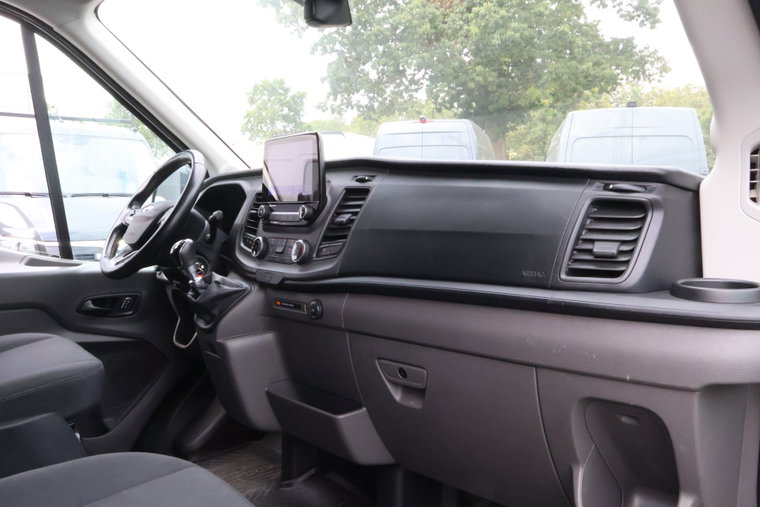 Vehicle Image 37