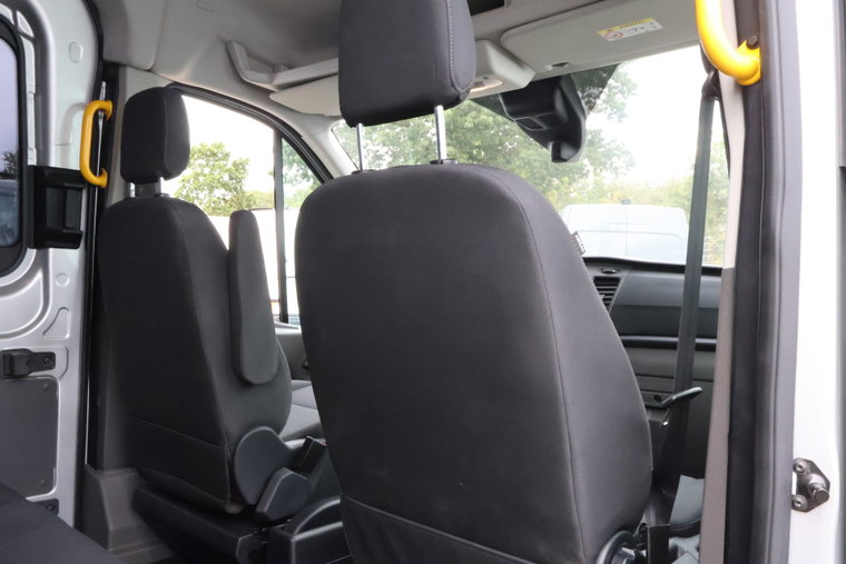 Vehicle Image 39
