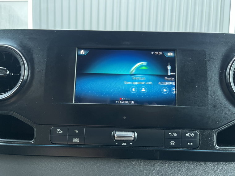 Vehicle Image 41