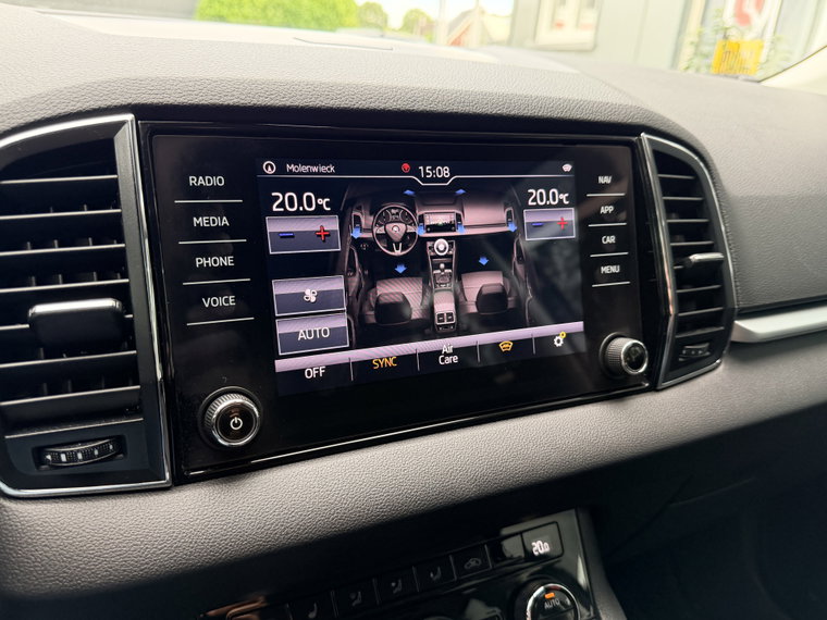 Vehicle Image 32