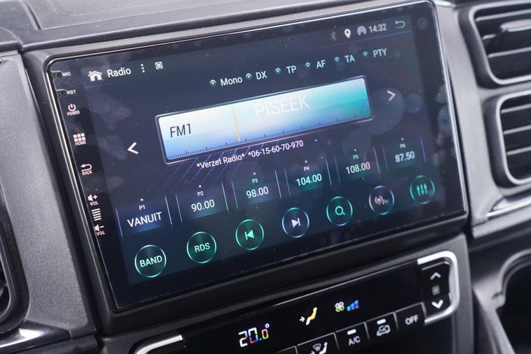 Vehicle Image 30