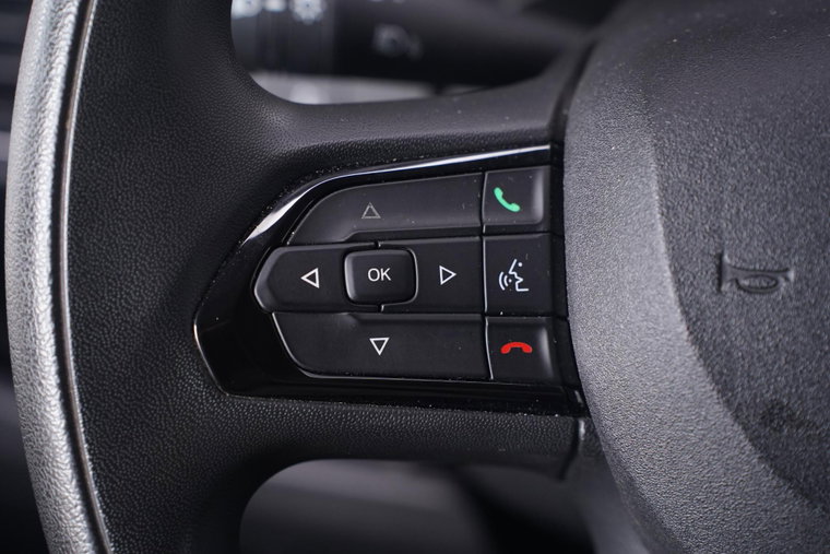 Vehicle Image 34