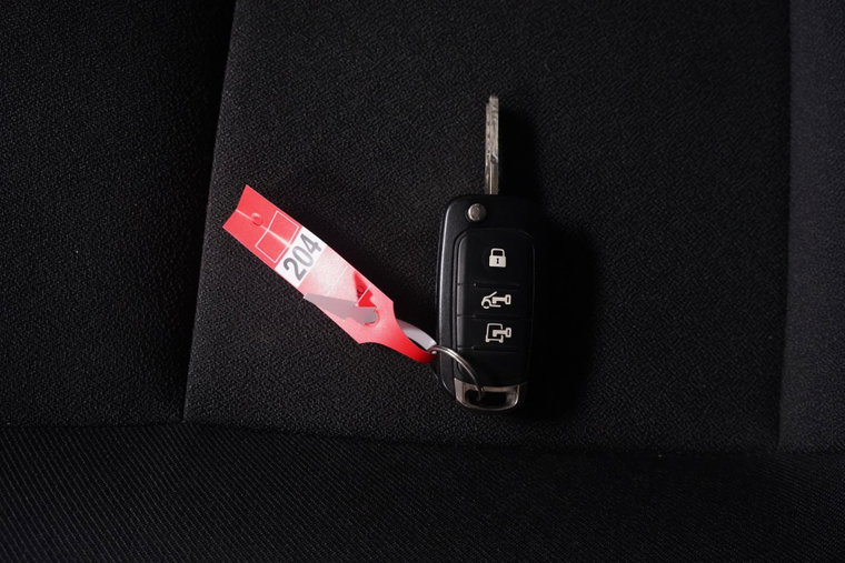 Vehicle Image 40
