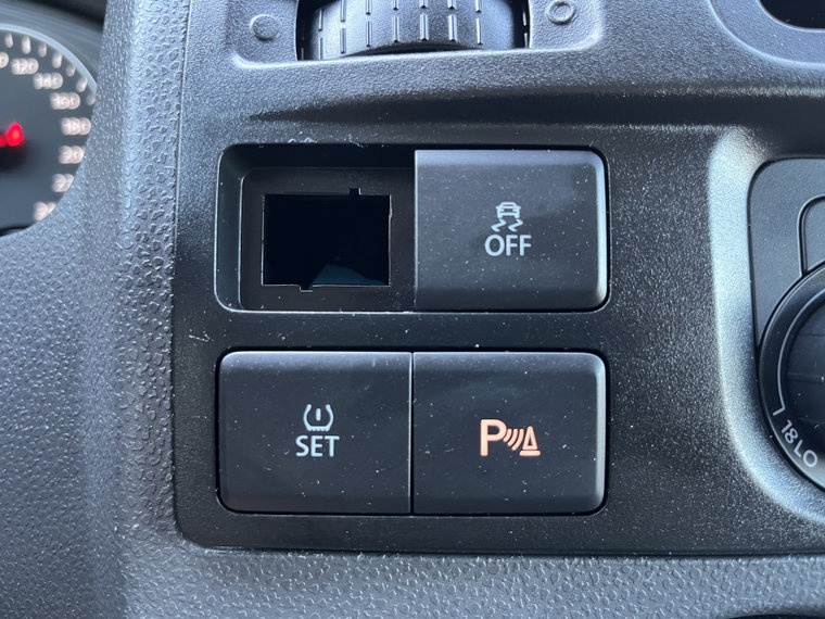 Vehicle Image 29