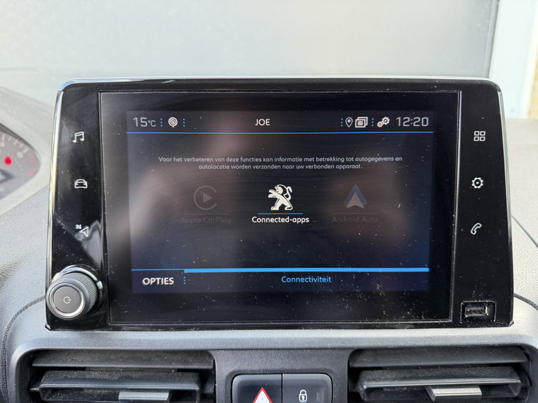 Vehicle Image 28