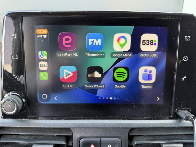 Vehicle Image 7