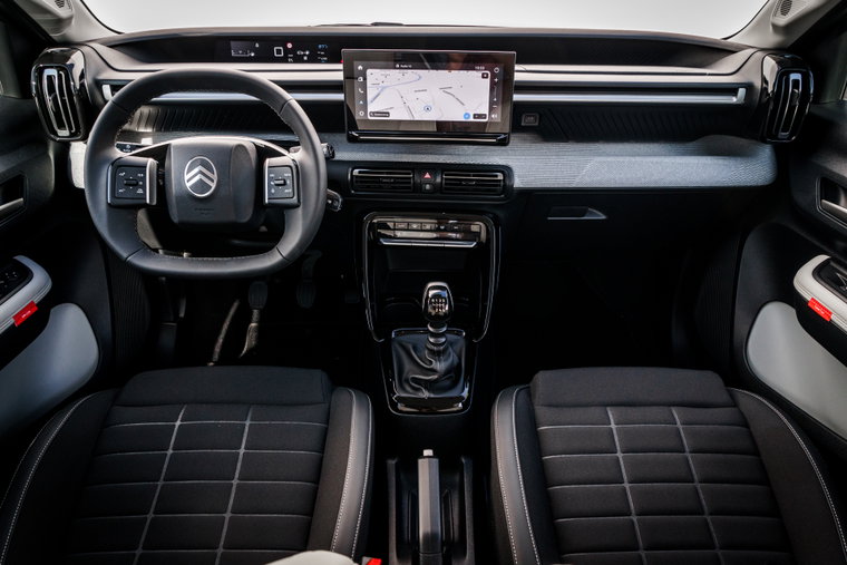 Vehicle Image 19