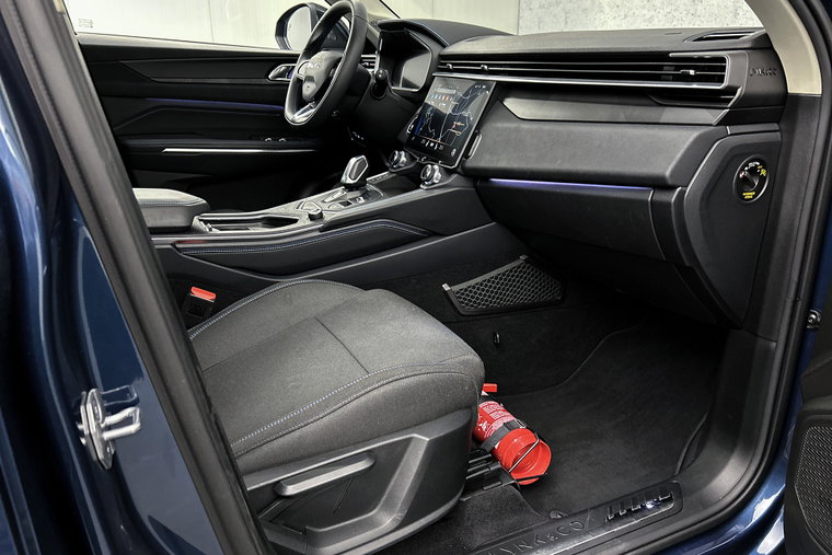 Vehicle Image 30