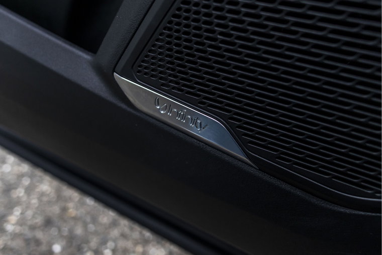 Vehicle Image 23