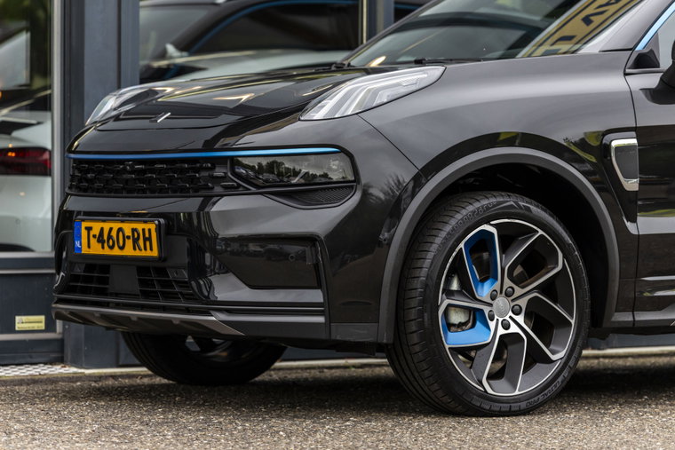 Vehicle Image 11