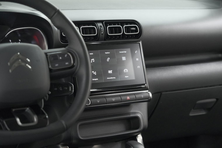 Vehicle Image 30