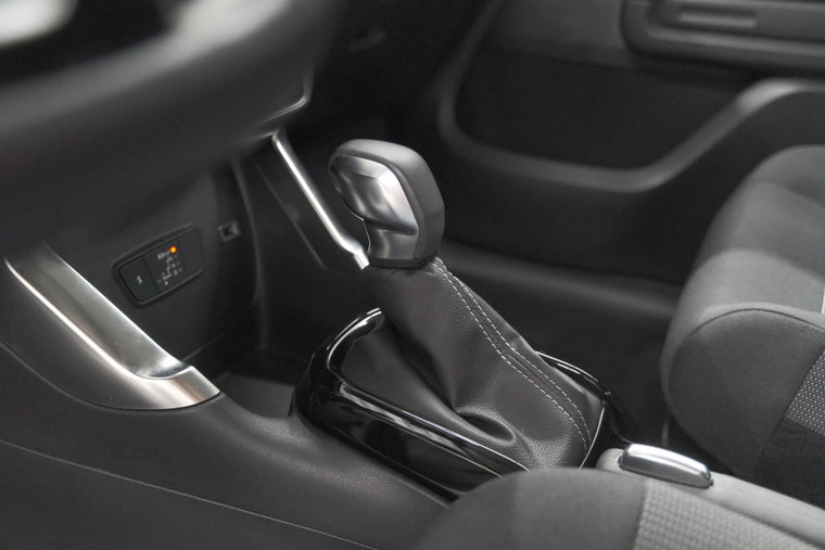 Vehicle Image 35