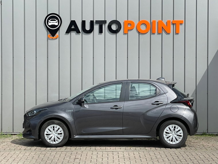 Vehicle Image 4