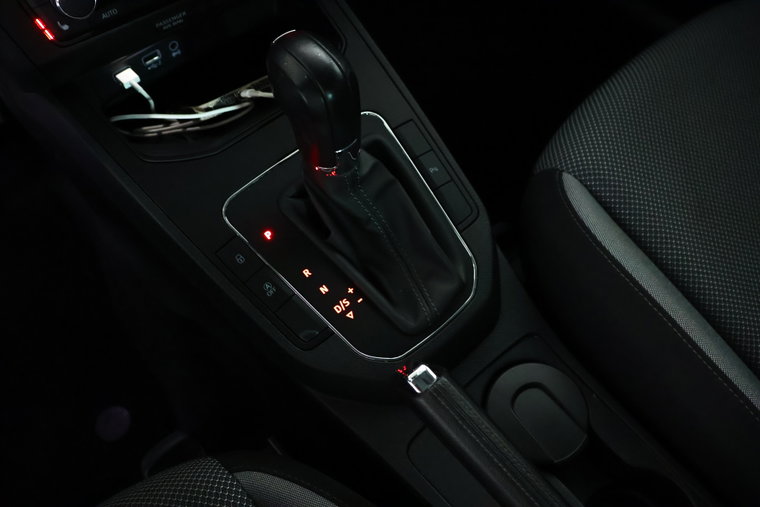Vehicle Image 27