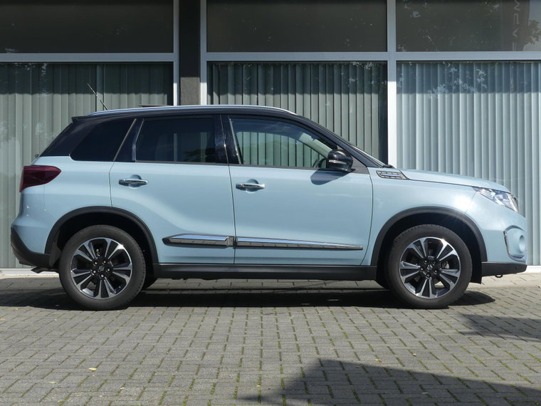 Vehicle Image 13