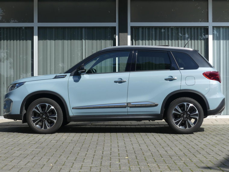 Vehicle Image 17