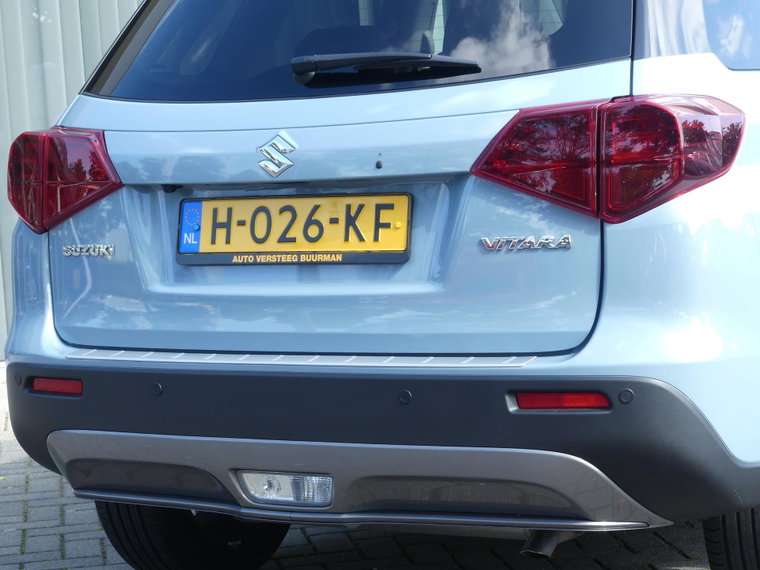 Vehicle Image 32