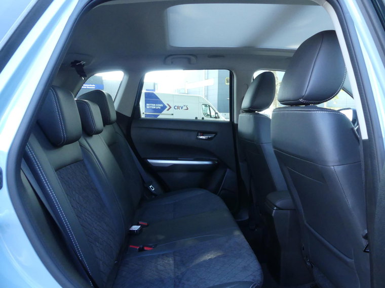 Vehicle Image 37