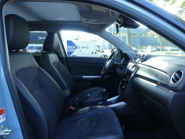 Vehicle Image 38