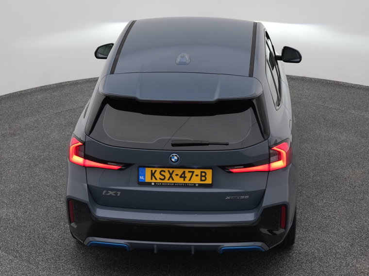 Vehicle Image 28