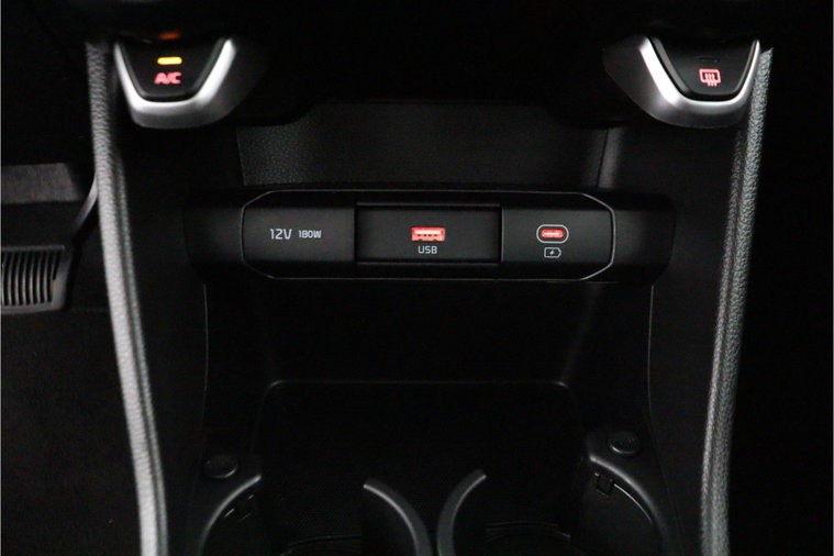 Vehicle Image 52