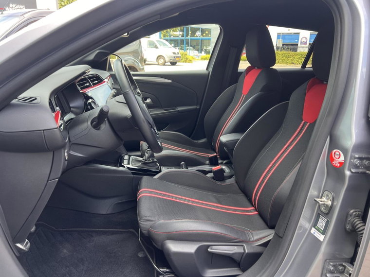Vehicle Image 19