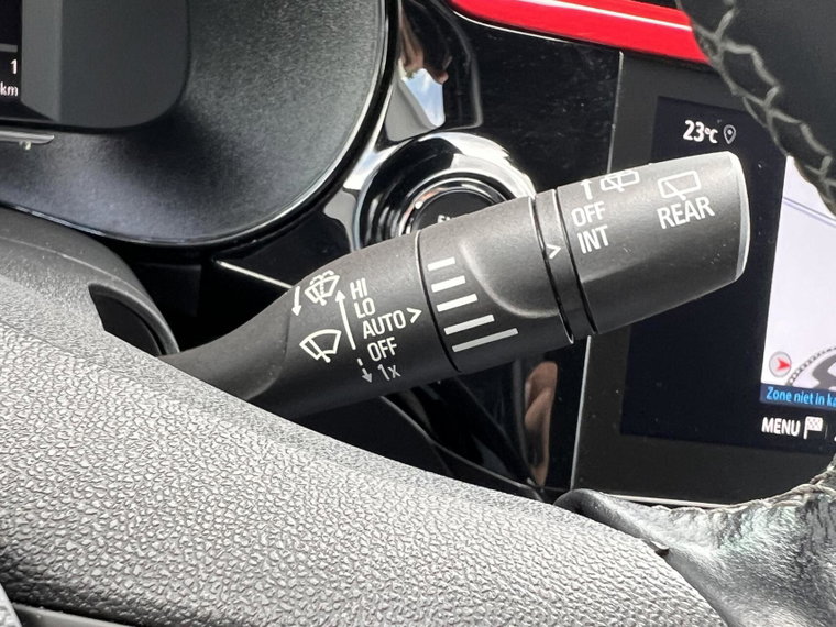 Vehicle Image 40