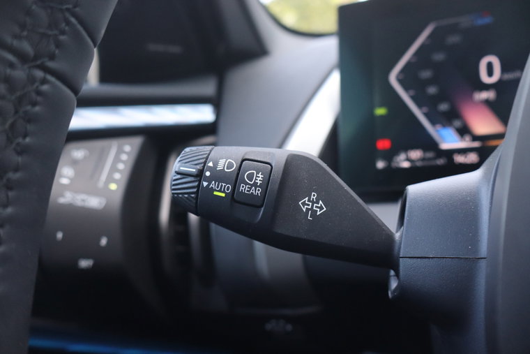 Vehicle Image 36