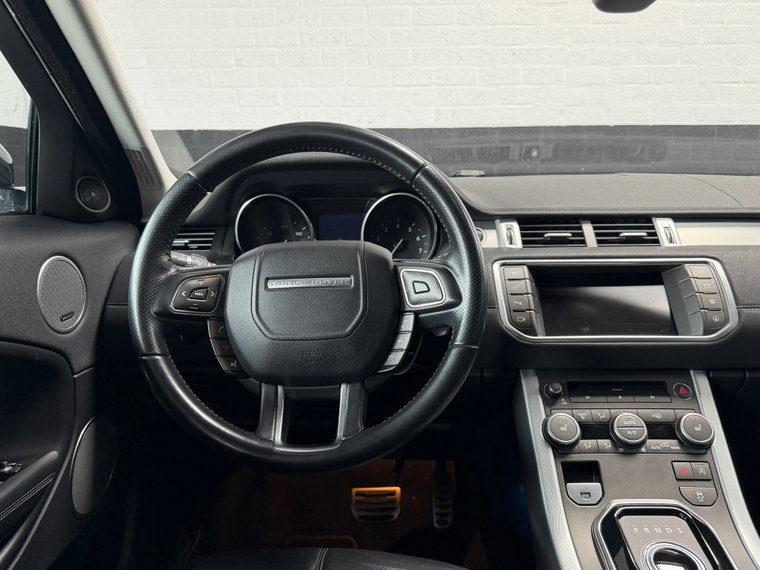 Vehicle Image 32