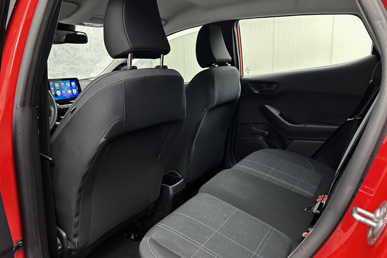 Vehicle Image 15