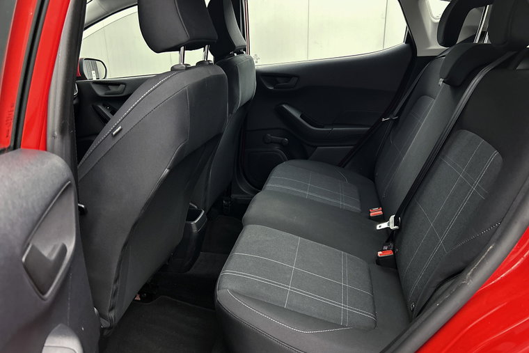 Vehicle Image 26