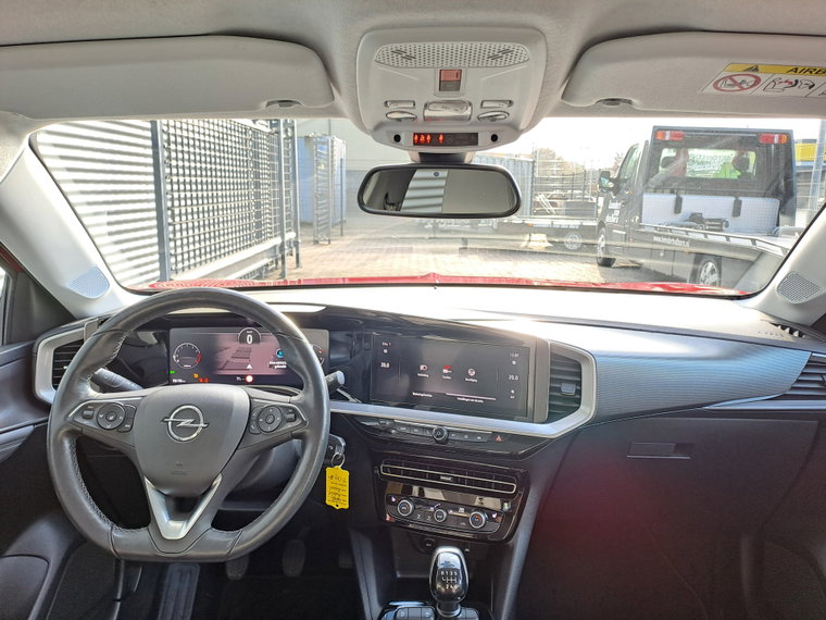 Vehicle Image 19