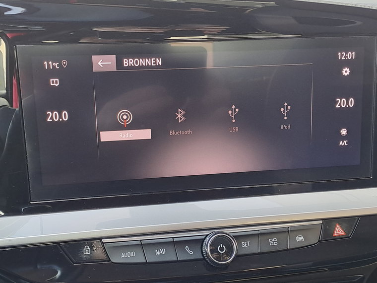 Vehicle Image 35