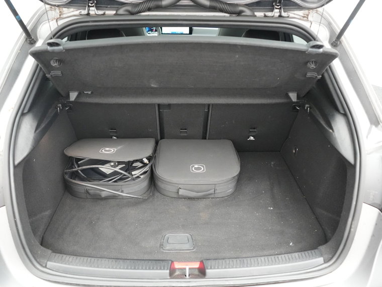 Vehicle Image 45