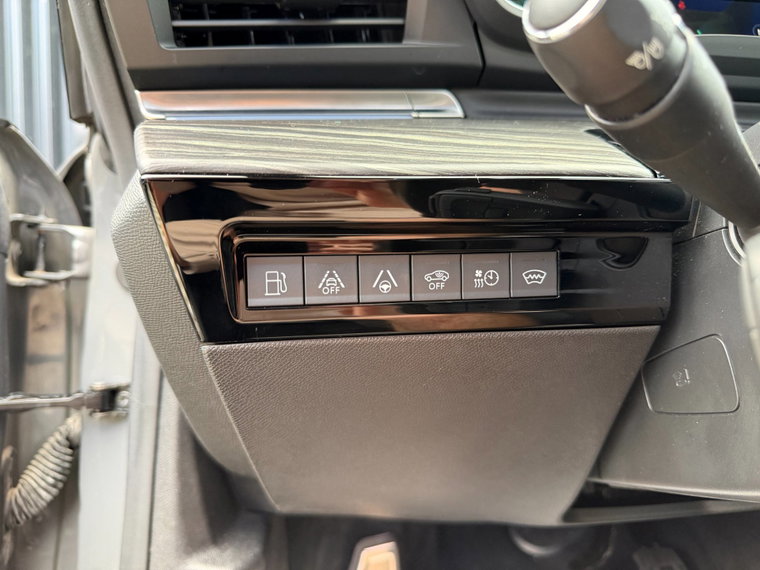 Vehicle Image 47