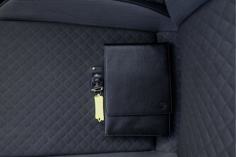 Vehicle Image 38