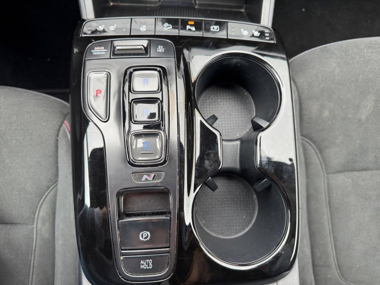 Vehicle Image 23
