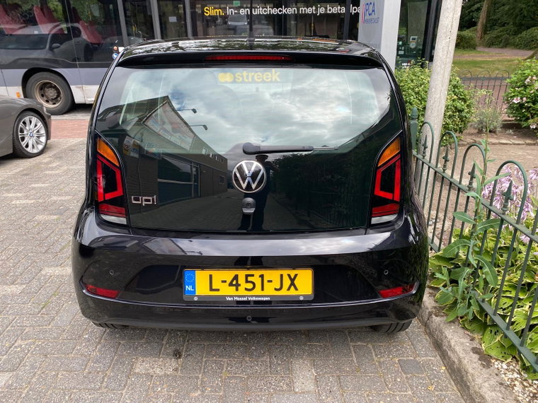 Vehicle Image 28