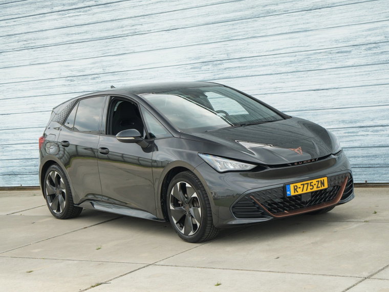 Vehicle Image 15